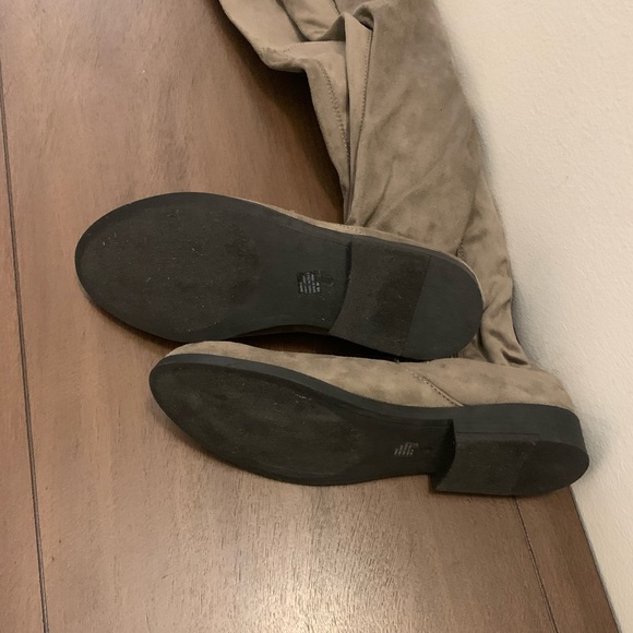 NWOT “Radikal” Thigh-High OTK Boot - Picture 10 of 10